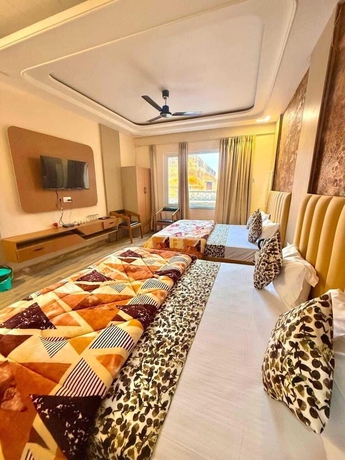 Imagen de la habitación del Hotel The Kridha Palace. Foto 8