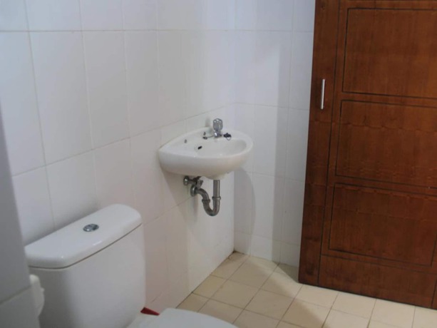 Imagen de la habitación del Hotel The Kubu Hotel. Foto 3