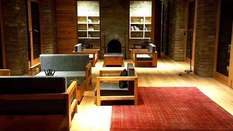 Imagen de los interiores del Hotel The Kumaon. Foto 14