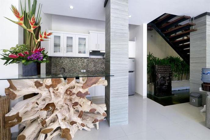 Imagen de los interiores del Hotel The Kumpi Villas, Bali. Foto 17