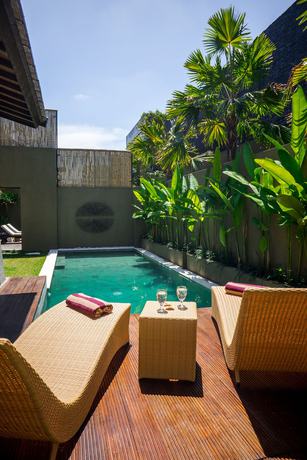 Imagen de la piscina del Hotel The Kumpi Villas. Foto 18