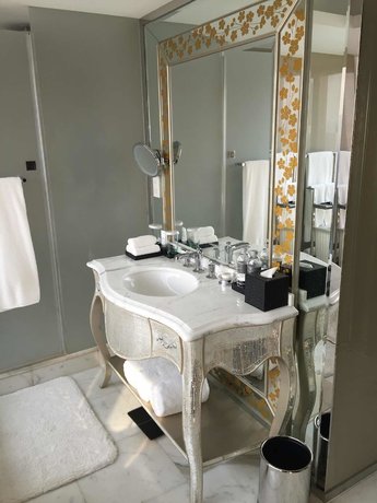 Imagen de la habitación del Hotel The Kunlun Beijing. Foto 5