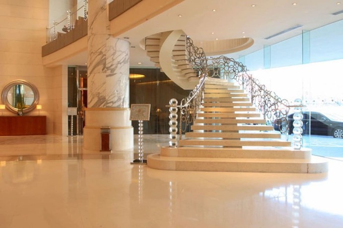 Imagen de los interiores del Hotel The Kunlun Beijing. Foto 19