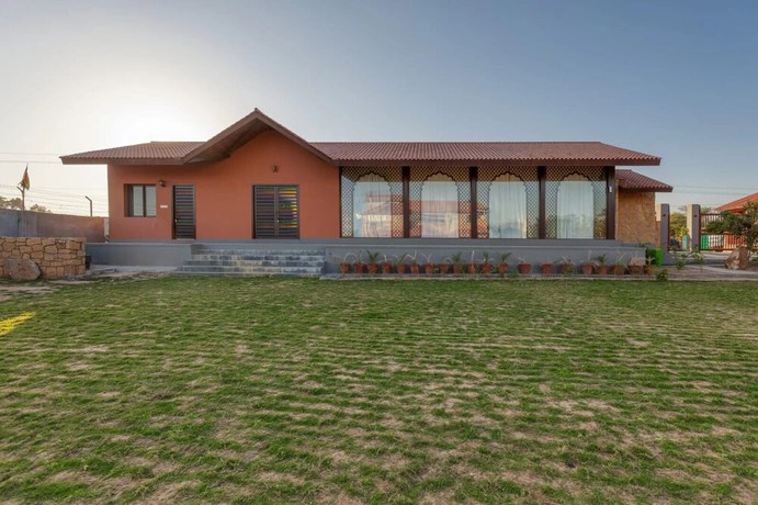 Imagen de los interiores del Hotel The Kutchh Courtyard Resort. Foto 18