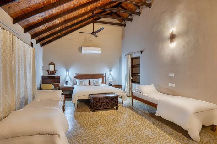 Imagen de la habitación del Hotel The Kutchh Courtyard Resort. Foto 6