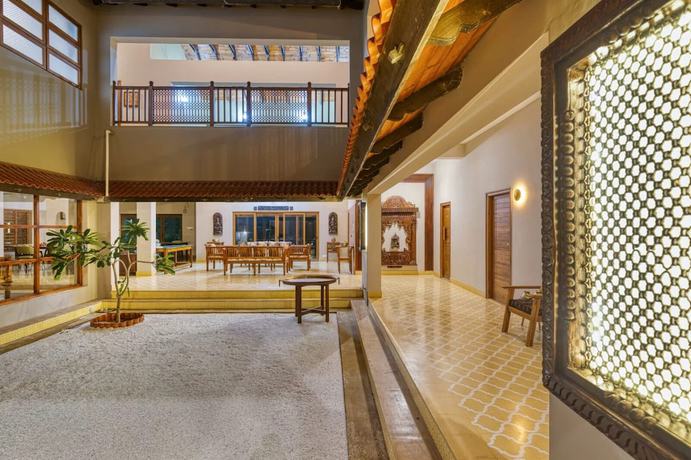 Imagen de los interiores del Hotel The Kutchh Courtyard Resort. Foto 19