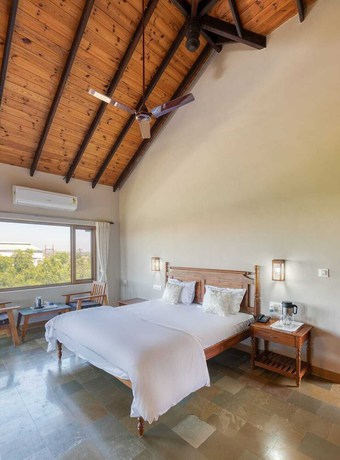 Imagen de la habitación del Hotel The Kutchh Courtyard Resort. Foto 14
