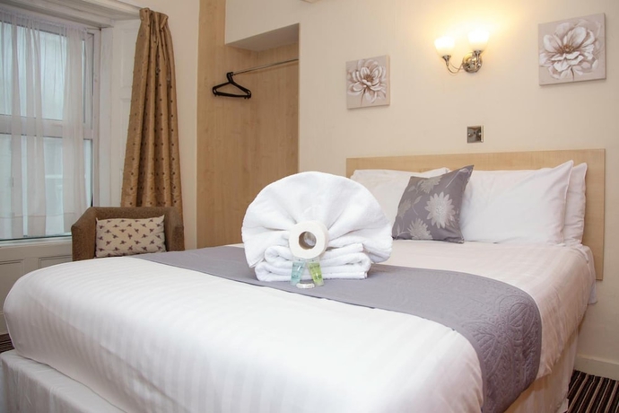 Imagen de la habitación del Hotel The Kynance on Plymouth Hoe. Foto 11