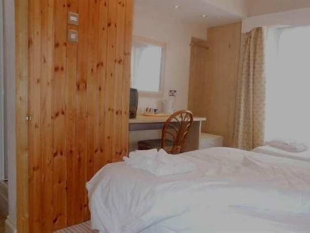 Imagen de la habitación del Hotel The Kynance on Plymouth Hoe. Foto 15