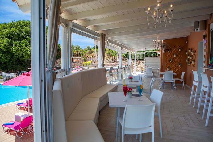 Imagen de los interiores del Hotel The L Suites and Apartments. Foto 20