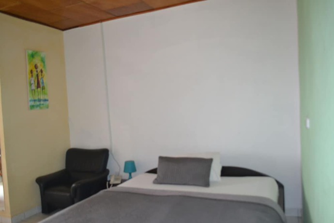 Imagen de la habitación del Hotel The LK. Foto 15