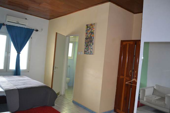 Imagen de la habitación del Hotel The LK. Foto 16