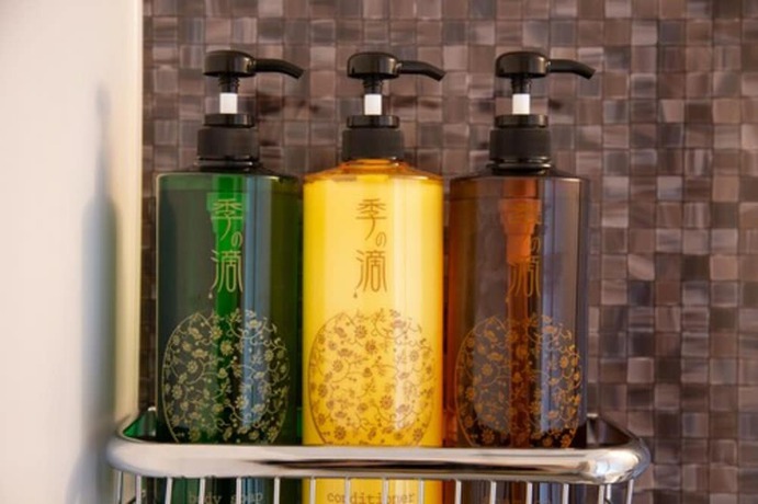 Imagen de la habitación del Hotel The L.a. Mart Kyoto. Foto 5