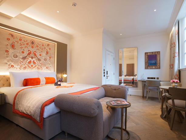 Imagen de la habitación del Hotel The LaLiT London. Foto 3