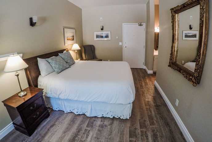 Imagen de la habitación del Hotel The Lady MacDonald Country Inn. Foto 19