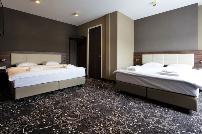 Imagen de la habitación del Hotel The Lake Amsterdam Airport. Foto 8