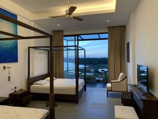 Imagen de la habitación del Hotel The Lake Forest. Foto 8