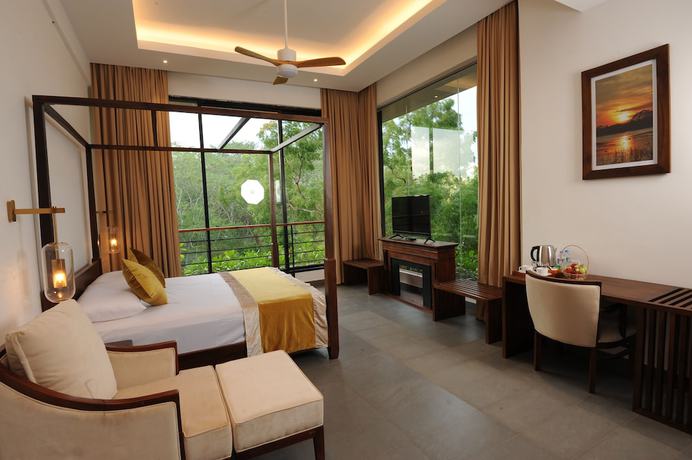 Imagen de la habitación del Hotel The Lake Forest. Foto 17