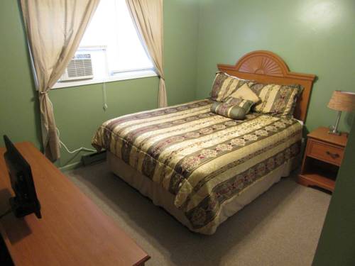 Imagen de la habitación del Hotel The Lake George Inn. Foto 9