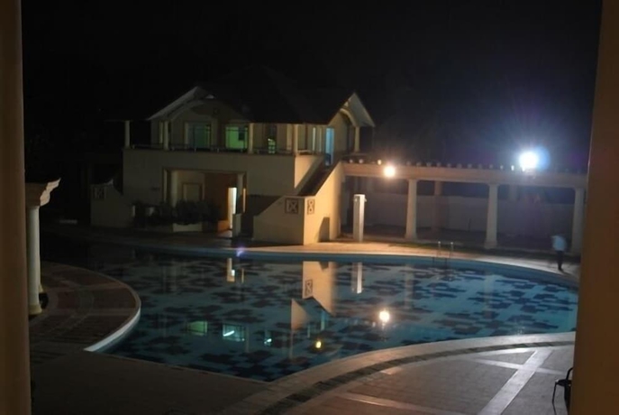 Imagen de la piscina del Hotel The Lake Land Country Club Residency. Foto 17