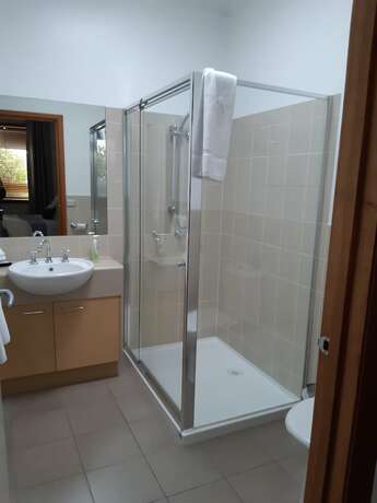 Imagen general del Hotel The Lakes Apartments. Foto 5