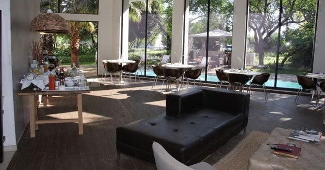 Imagen del bar/restaurante del Hotel The Lakes Boutique Lodge. Foto 3