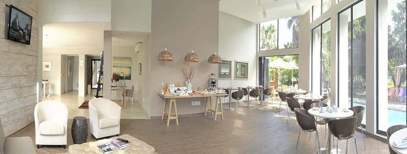 Imagen del bar/restaurante del Hotel The Lakes Boutique Lodge. Foto 4