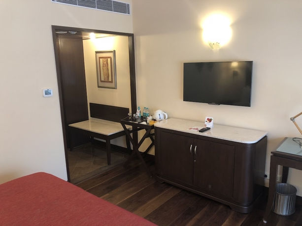 Imagen de la habitación del Hotel The Lalit Ashok Bangalore. Foto 3