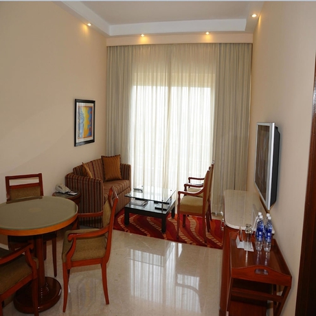 Imagen de la habitación del Hotel The Lalit Ashok Bangalore. Foto 8