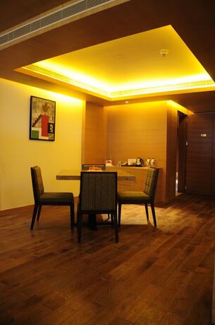 Imagen general del Hotel The Lalit Chandigarh. Foto 9