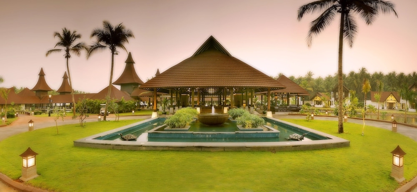 Imagen de los interiores del Hotel The Lalit Resort and Spa Bekal. Foto 16