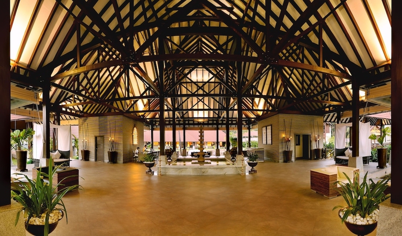 Imagen de los interiores del Hotel The Lalit Resort and Spa Bekal. Foto 17