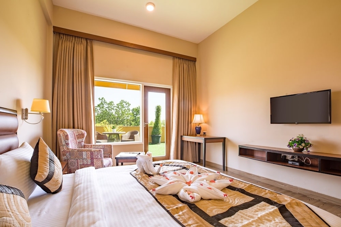 Imagen de la habitación del Hotel The Lalita Grand. Foto 10