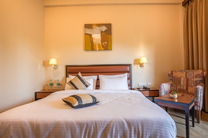 Imagen de la habitación del Hotel The Lalita Grand. Foto 12