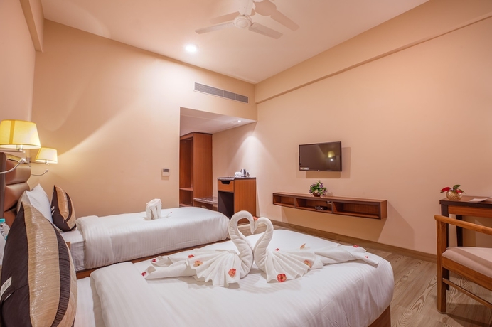 Imagen de la habitación del Hotel The Lalita Grand. Foto 13