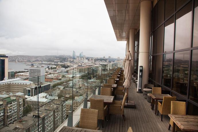 Imagen del bar/restaurante del Hotel The Landmark, Baku. Foto 5