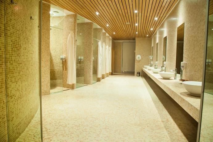 Imagen de los interiores del Hotel The Landmark, Baku. Foto 16
