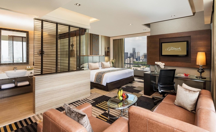 Imagen de los exteriores del Hotel The Landmark Bangkok - Sha Extra Plus. Foto 11