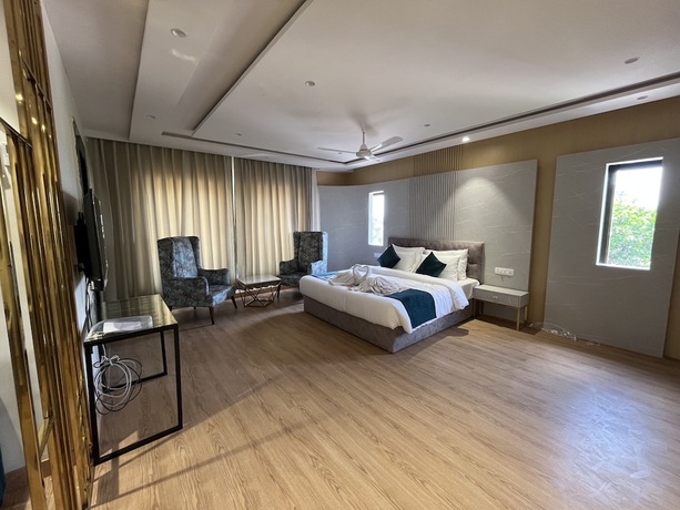 Imagen de la habitación del Hotel The Landmark, Chhatarpur. Foto 7