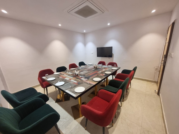 Imagen de los interiores del Hotel The Landmark, Chhatarpur. Foto 16
