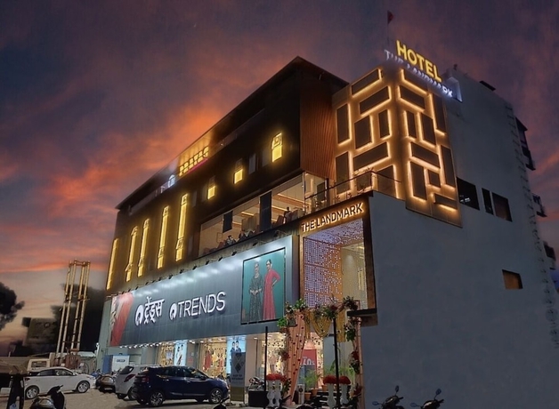 Imagen general del Hotel The Landmark, Chhatarpur. Foto 1