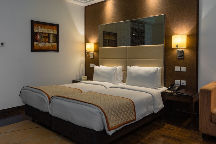 Imagen de la habitación del Hotel The Landmark, Kanpur. Foto 8
