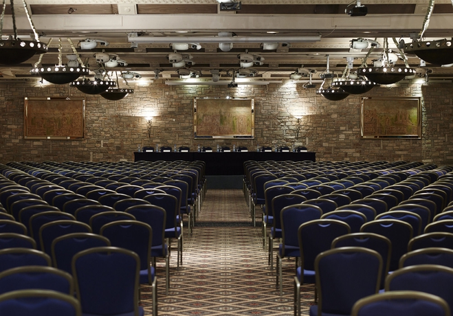 Imagen de los interiores del Hotel The Landmark Nicosia. Foto 11