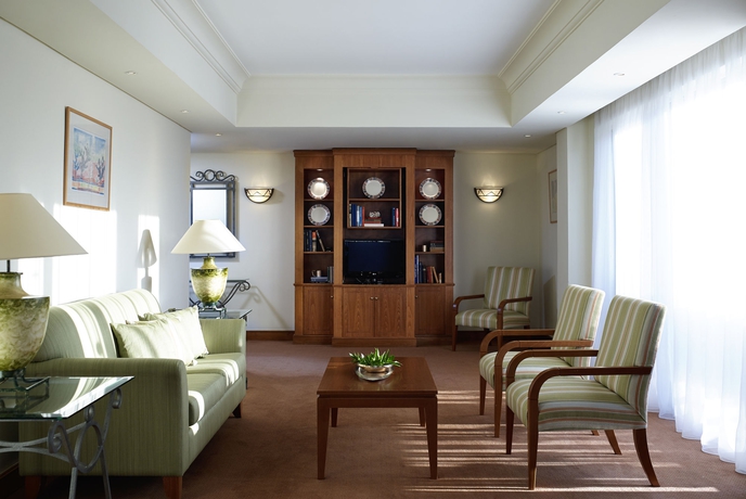 Imagen de los interiores del Hotel The Landmark Nicosia. Foto 12