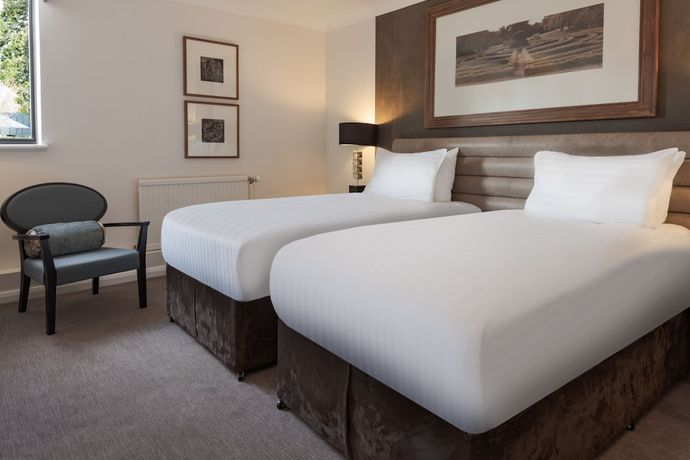 Imagen de la habitación del Hotel The Landmark and Leisure Club. Foto 4