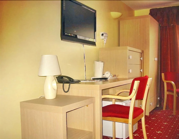 Imagen de la habitación del Hotel The Langham. Foto 16