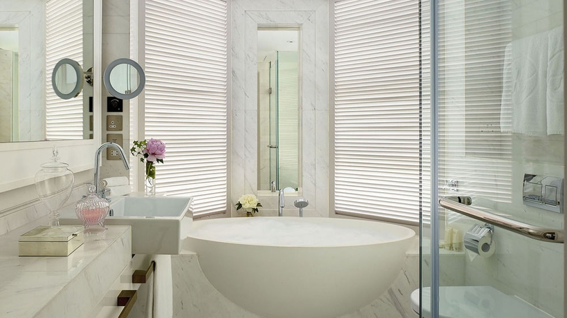 Imagen de la habitación del Hotel The Langham, Hong Kong. Foto 8