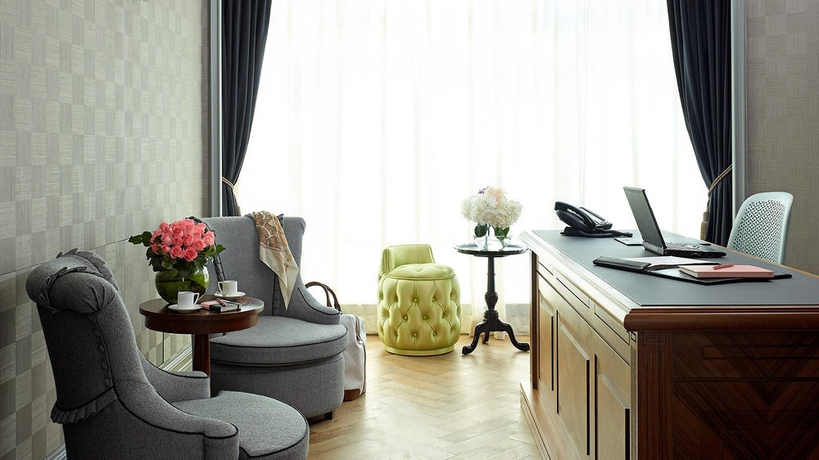 Imagen de los interiores del Hotel The Langham, Hong Kong. Foto 14