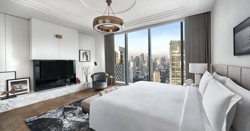 Imagen de la habitación del Hotel The Langham, Jakarta. Foto 8