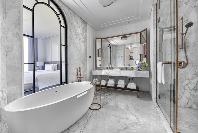 Imagen de la habitación del Hotel The Langham, Jakarta. Foto 18